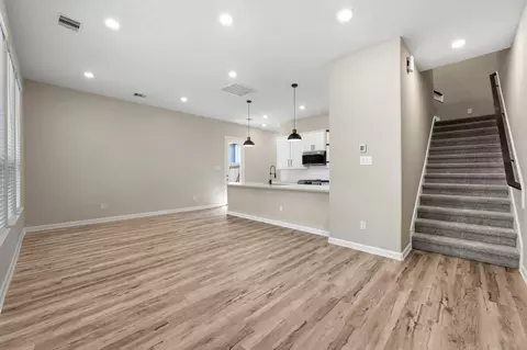 Living - 559 Dry Fork Ln, Conroe, TX 77304 photo 3 of 3