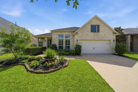 703 Victory Terrace Ln, Friendswood, TX 77546