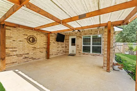 Exterior - 922 Spring Source Pl, Spring, TX 77373 photo 5 of 7