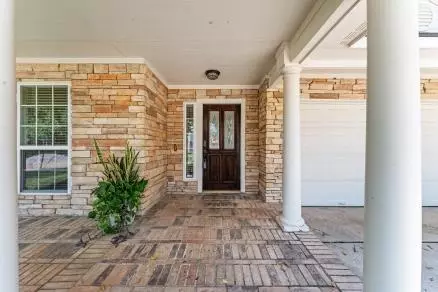 Exterior - 922 Spring Source Pl, Spring, TX 77373 photo 3 of 7
