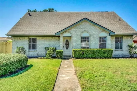 12535 Hunting Brook Dr, Houston, TX 77099