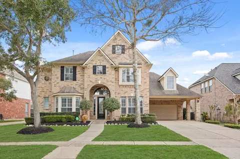 8111 Highland Green Drive Dr, Sugar Land, TX 77479