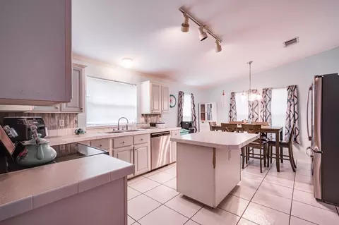 Kitchen - 206 County Road 362, Splendora, TX 77372 photo 1 of 4