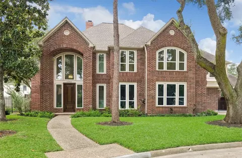 15911 Redwood Place Dr, Houston, TX 77079