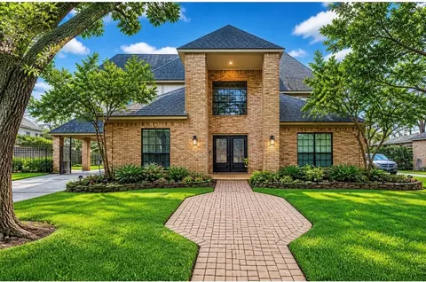 1715 Country Squire Drive Dr, Richmond, TX 77406
