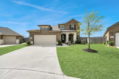 4610 Presario Dr, Fresno, TX 77545