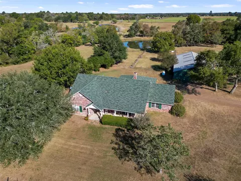 28109 Waller Gladish Rd, Waller, TX 77484