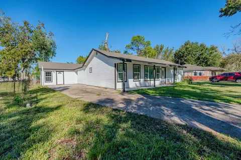 5107 Sycamore Ave, Pasadena, TX 77503