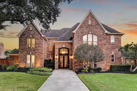 919 Bayou Pkwy, Houston, TX 77077