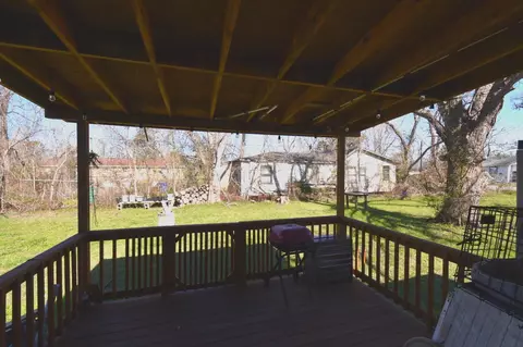 504 Cedar St, Sweeny, TX 77480