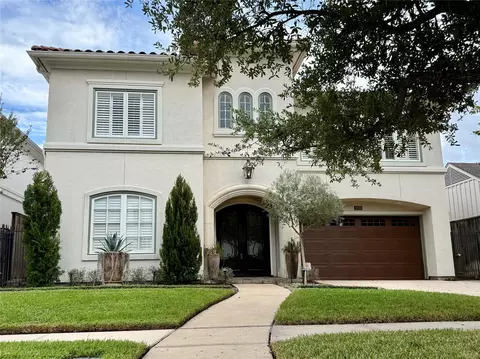 2826 Robinhood St, West University Place, TX 77005