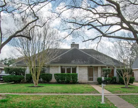 14811 Delbarton Dr, Houston, TX 77083