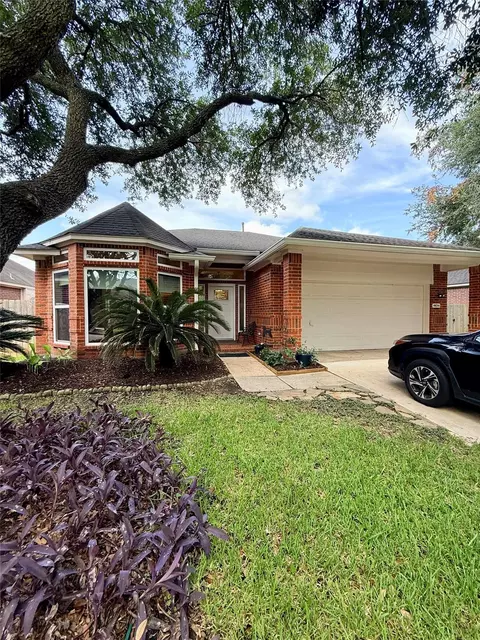 4634 Jaymar Dr, Sugar Land, TX 77479