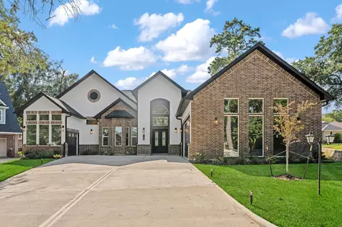 243 Teewood Ct, Montgomery, TX 77356