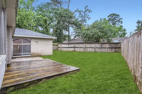 Exterior - 5607 Circlegate Dr, Spring, TX 77373 photo 5 of 6