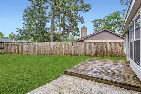 Exterior - 5607 Circlegate Dr, Spring, TX 77373 photo 4 of 6