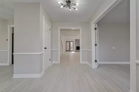 Entry Way - 6503 Trailway Ln, Spring, TX 77379 photo 1 of 2