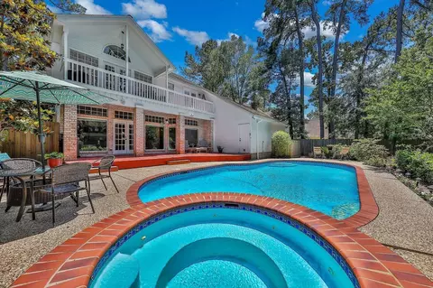 87 Rush Haven Dr, The Woodlands, TX 77381