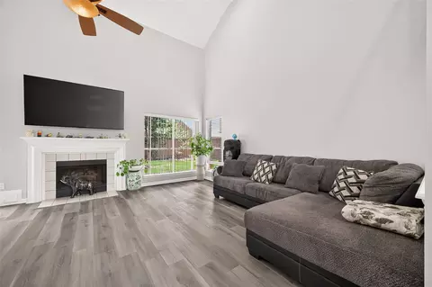 8815 Driftstone Dr, Spring, TX 77379 photo 7