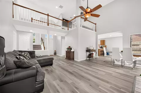 8815 Driftstone Dr, Spring, TX 77379 photo 6