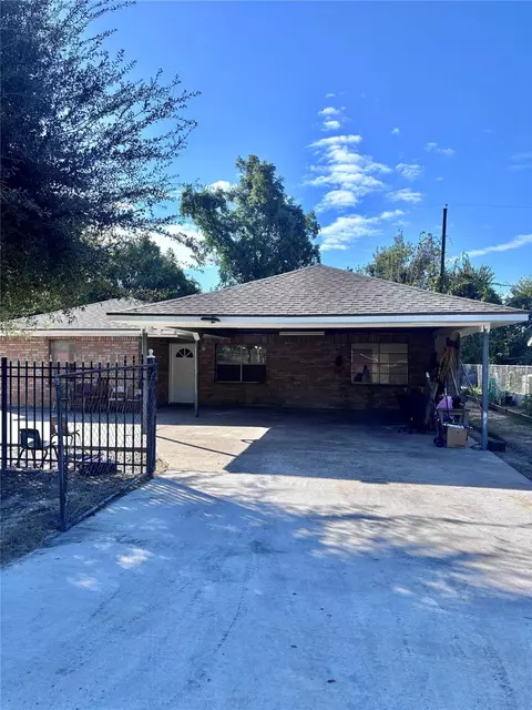 1802 Debeney Dr, Houston, TX 77039