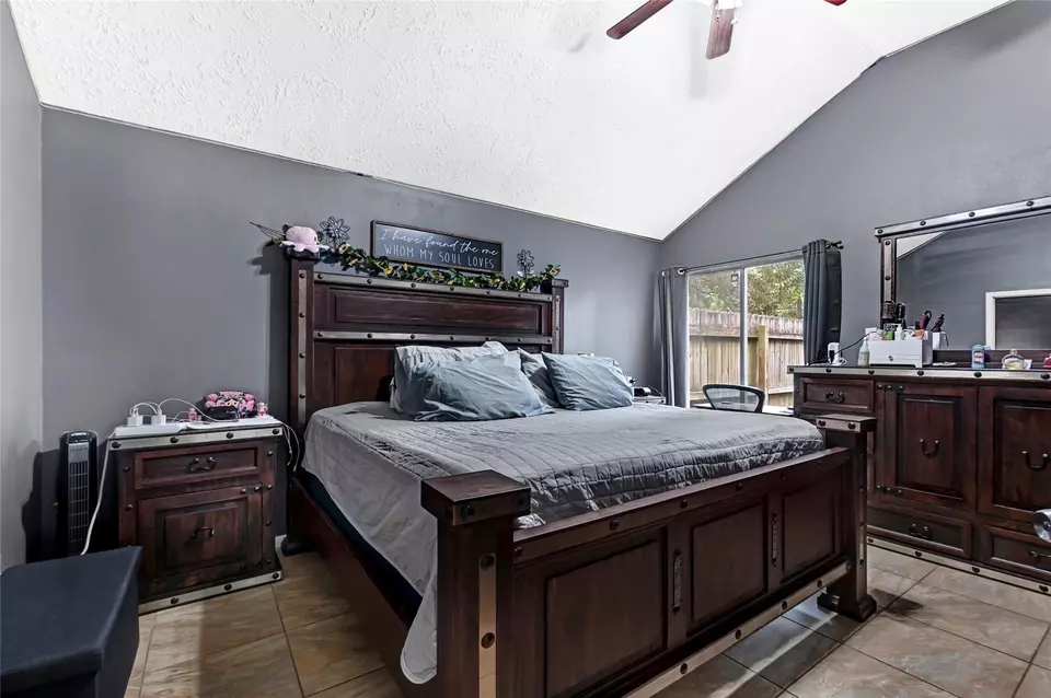 Bedroom - 18119 Westlock Ct, Tomball, TX 77377 photo 1 of 3