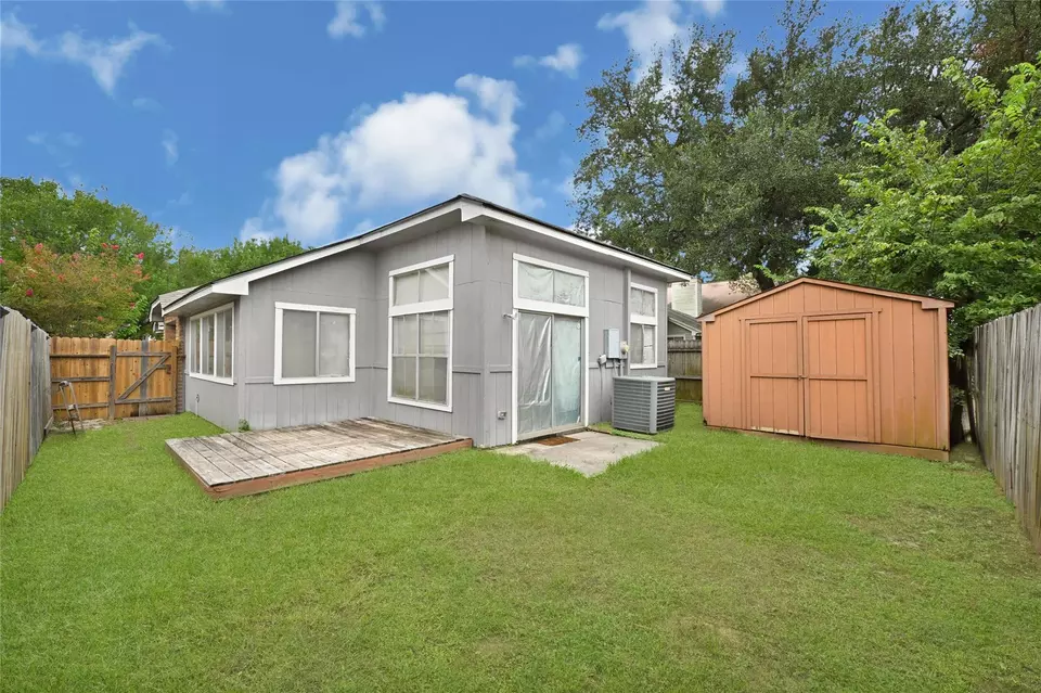 Exterior - 18119 Westlock Ct, Tomball, TX 77377 photo 4 of 5