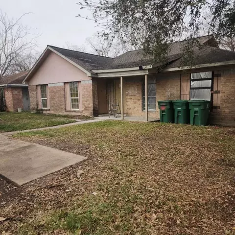 6714 W Fuqua St, Missouri City, TX 77489