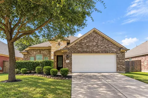 21554 Barrett Knolls Dr, Richmond, TX 77406