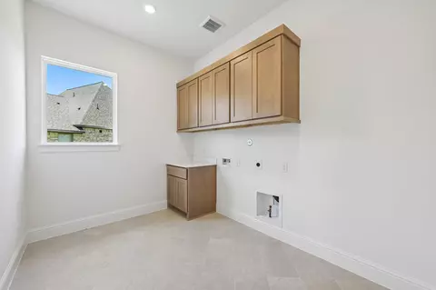 Other - 15927 Iris Meadow Dr, Conroe, TX 77302 photo 8 of 12