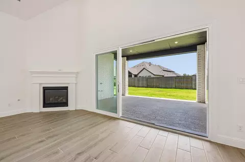 Living - 15927 Iris Meadow Dr, Conroe, TX 77302 photo 2 of 3