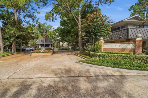6485 Bayou Glen Rd #6485, Houston, TX 77057