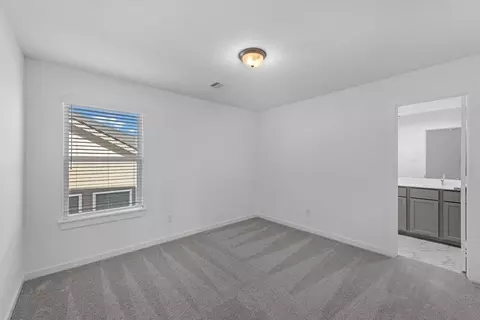Bedroom - 64 Shining Point Dr, Waller, TX 77484 photo 5 of 5