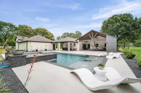8142 Hills Pkwy, Montgomery, TX 77316
