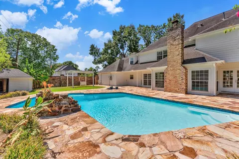 Exterior - 16014 Champion Dr, Spring, TX 77379 photo 10 of 13