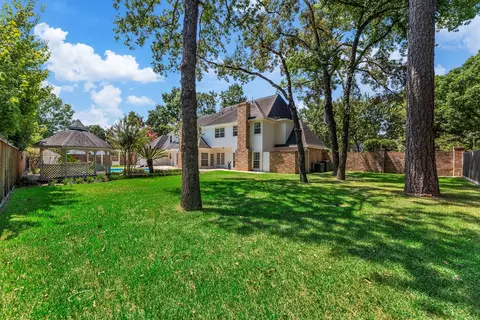 Exterior - 16014 Champion Dr, Spring, TX 77379 photo 8 of 13