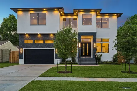 4714 Tamarisk St, Bellaire, TX 77401