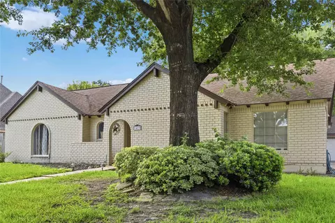 1423 Bodart Dr, Houston, TX 77090