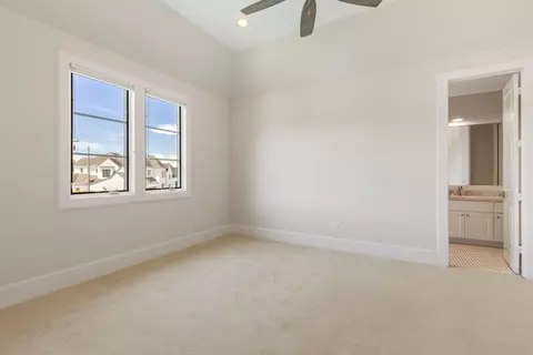 Bedroom - 6806 E Warwick Lake Ln, Spring, TX 77389 photo 5 of 8