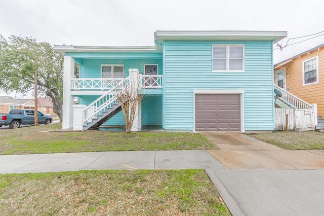 1102 45th St, Galveston, TX 77550