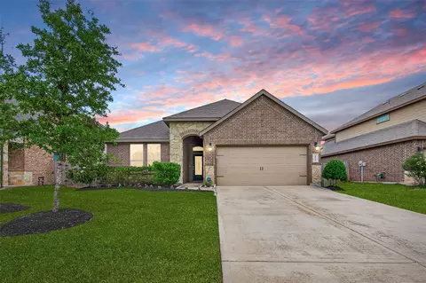 28711 Yellowstone Preserve Dr, Katy, TX 77494