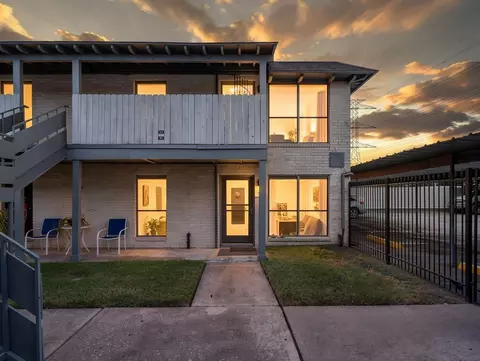 4500 Sherwood Ln #31, Houston, TX 77092