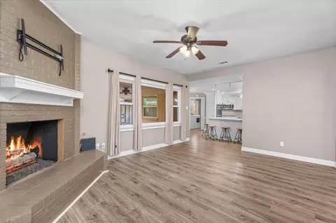 Living - 635 Ringwood St, Spring, TX 77373 photo 2 of 7