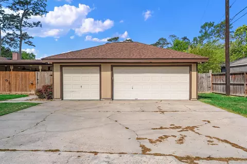 Exterior - 635 Ringwood St, Spring, TX 77373 photo 3 of 4