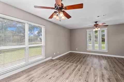 Living - 635 Ringwood St, Spring, TX 77373 photo 4 of 7