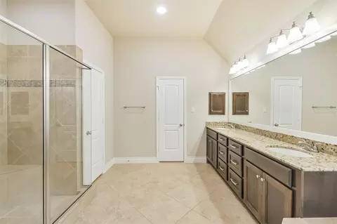 Bath - 1735 Wickham Reach Dr, Spring, TX 77386 photo 1 of 6