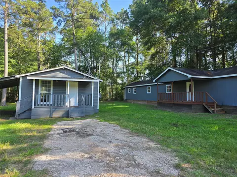 10858 Mill Creek Dr N, Plantersville, TX 77363