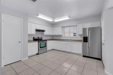 Kitchen - 23430 Wintergate Dr, Spring, TX 77373 photo 1 of 2