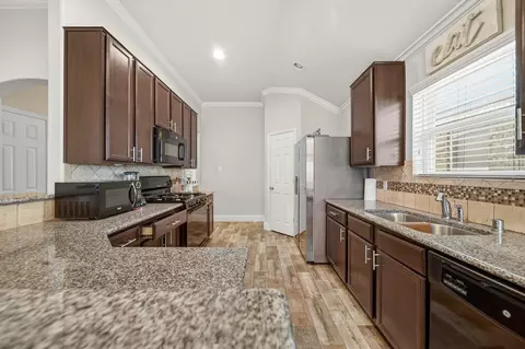 Kitchen - 29446 Ridge Clearing Trl, Spring, TX 77386 photo 2 of 2