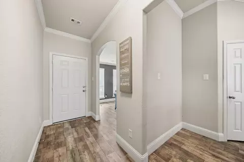 Entry Way - 29446 Ridge Clearing Trl, Spring, TX 77386 photo 3 of 5